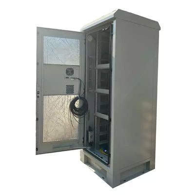 2.1M کابینت مخابراتی در فضای باز دو جداره 42U شبکه کابینت DC48V