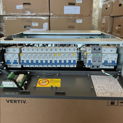 Vertiv 48Vdc سیستم برق جاسازی شده 19 اینچ تجهیزات مخابراتی Netsure 731A41 200A منبع برق سوئیچ