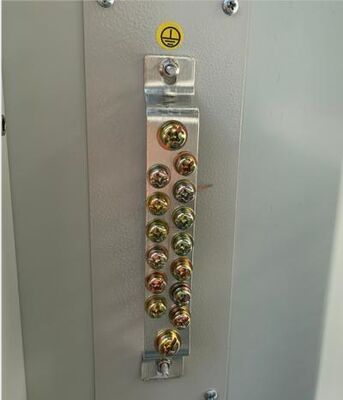 قفل سه نقطه ای ضد سرقت کابینت مخابراتی فضای باز 30U 40U سفارشی برای تجهیزات شبکه ساخته شده است