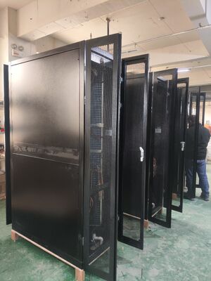 سیستم خنک کننده درون ردیف مرکز داده L50 تهویه مطبوع با دقت بالا برای اتاق های سرور